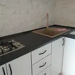 аппартаменты студия первая линия у моря в совиньоне Homestay szállás *
