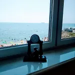 Privat bolig аппартаменты студия первая линия у моря в совиньоне Odessa