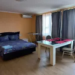 Homestay szállás аппартаменты студия первая линия у моря в совиньоне Odessza