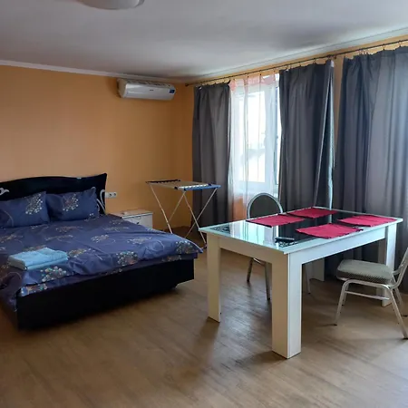 Homestay аппартаменты студия первая линия у моря в совиньоне Odesa