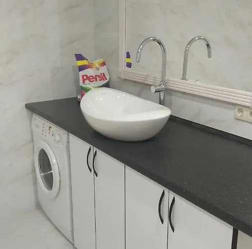 аппартаменты студия первая линия у моря в совиньоне