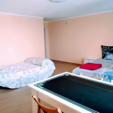 аппартаменты студия первая линия у моря в совиньоне Homestay
